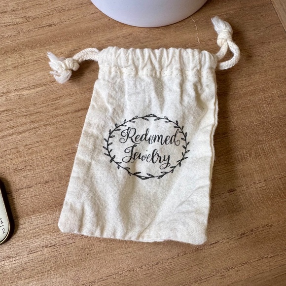 TheAdoptShoppe Psalm 61:2 Brass Glass Top Pendant Necklace & Chain - Picture 5 of 9